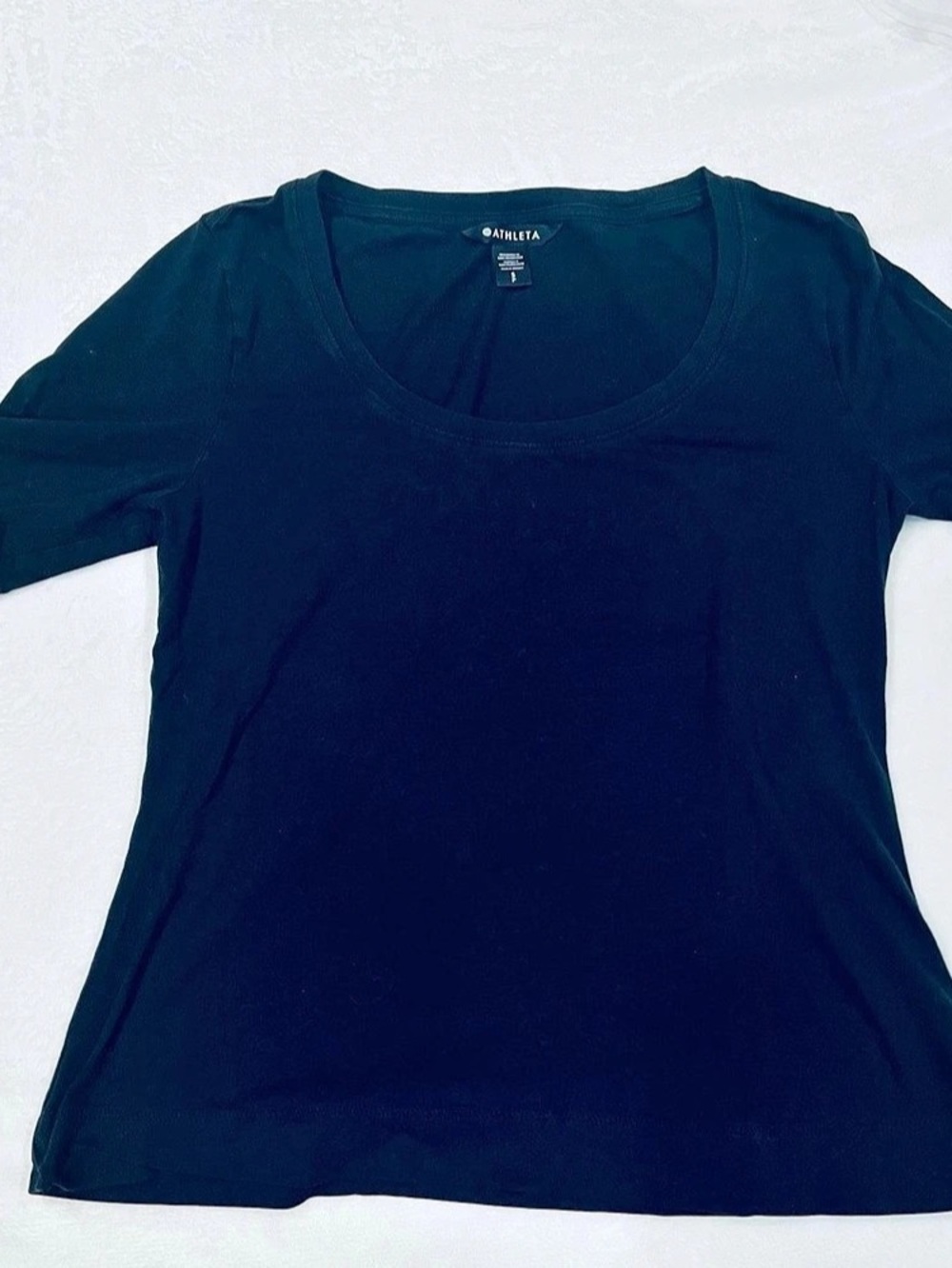Athleta Short Sleeve Top in Black Size Small Like New